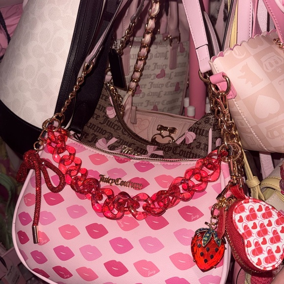 Juicy Couture Pink Lip-Print Shoulder Bag with matching wallet - Picture 5 of 7